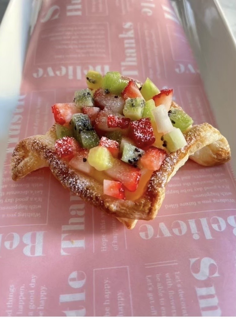 フルーツカスタードパイ