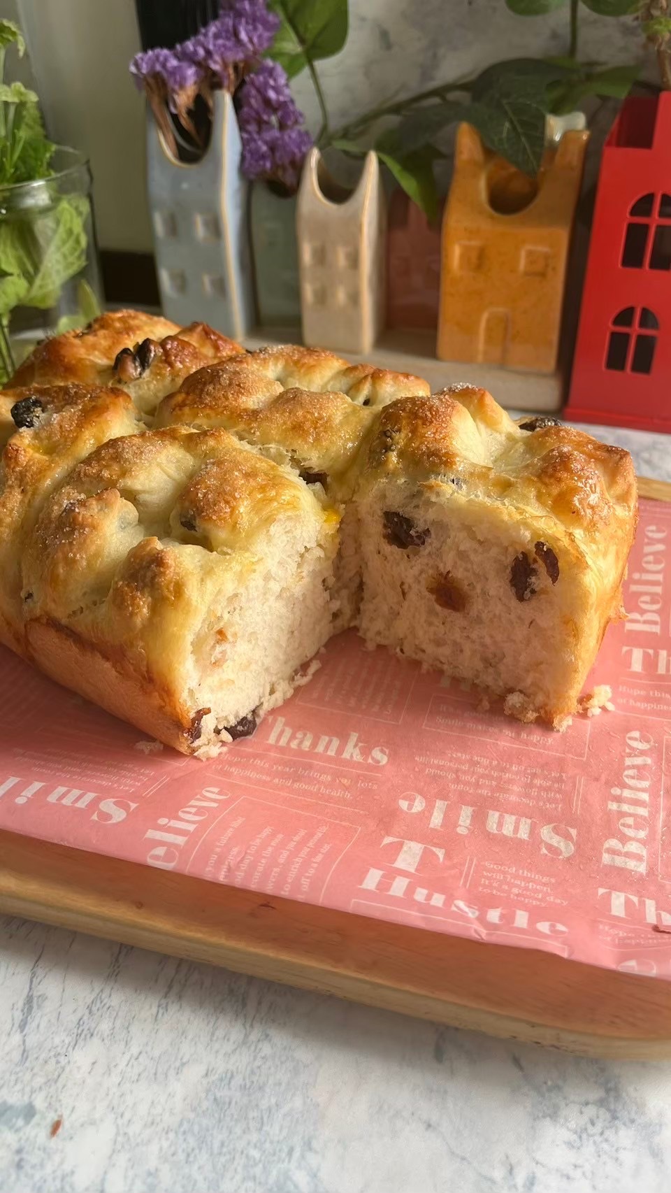 レーズンシュガーパン