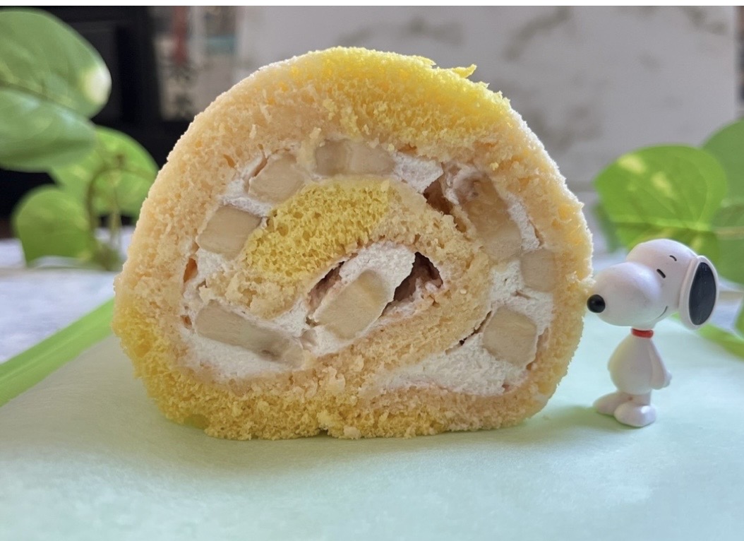 バナナたっぷりロールケーキ