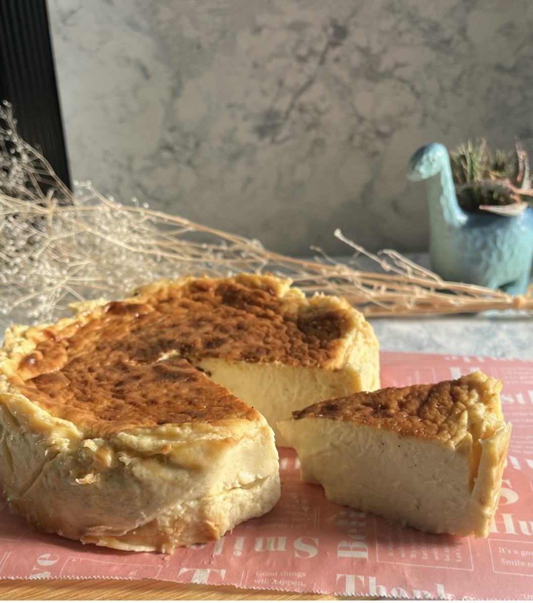 バナナバスクチーズケーキ