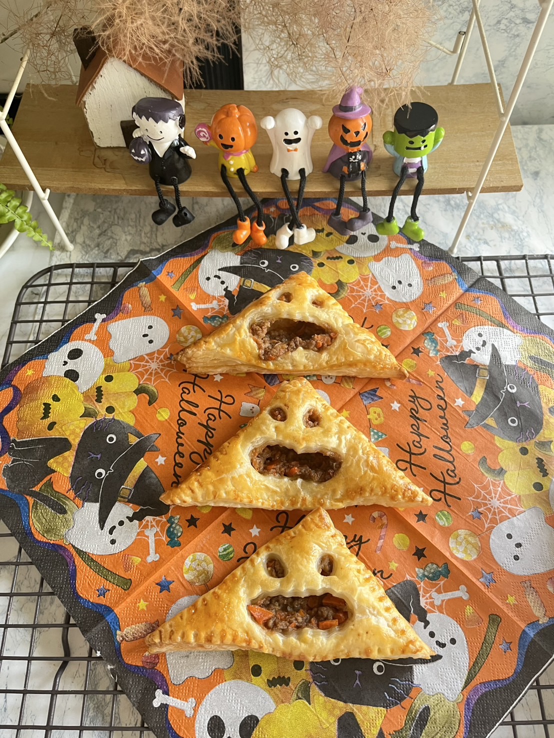 ハロウィンミートパイ