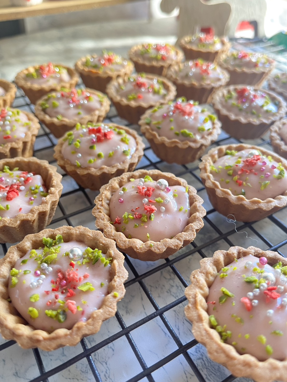 プラリネアーモンドプチタルト