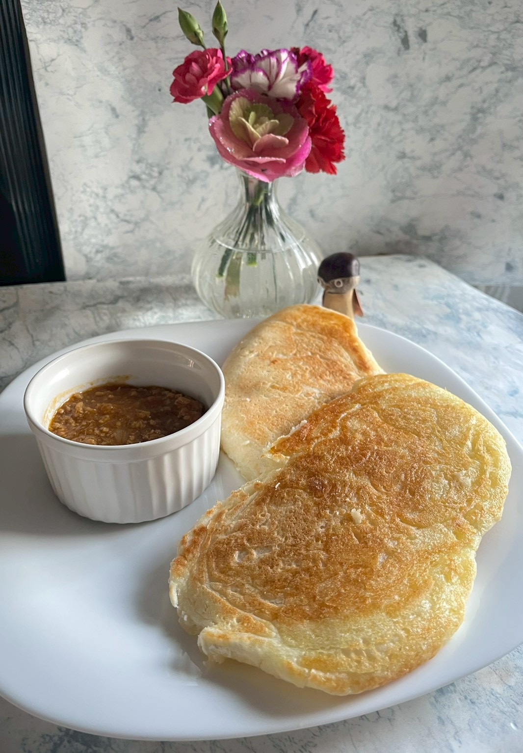 米粉ナンとしっとりキーマカレー
